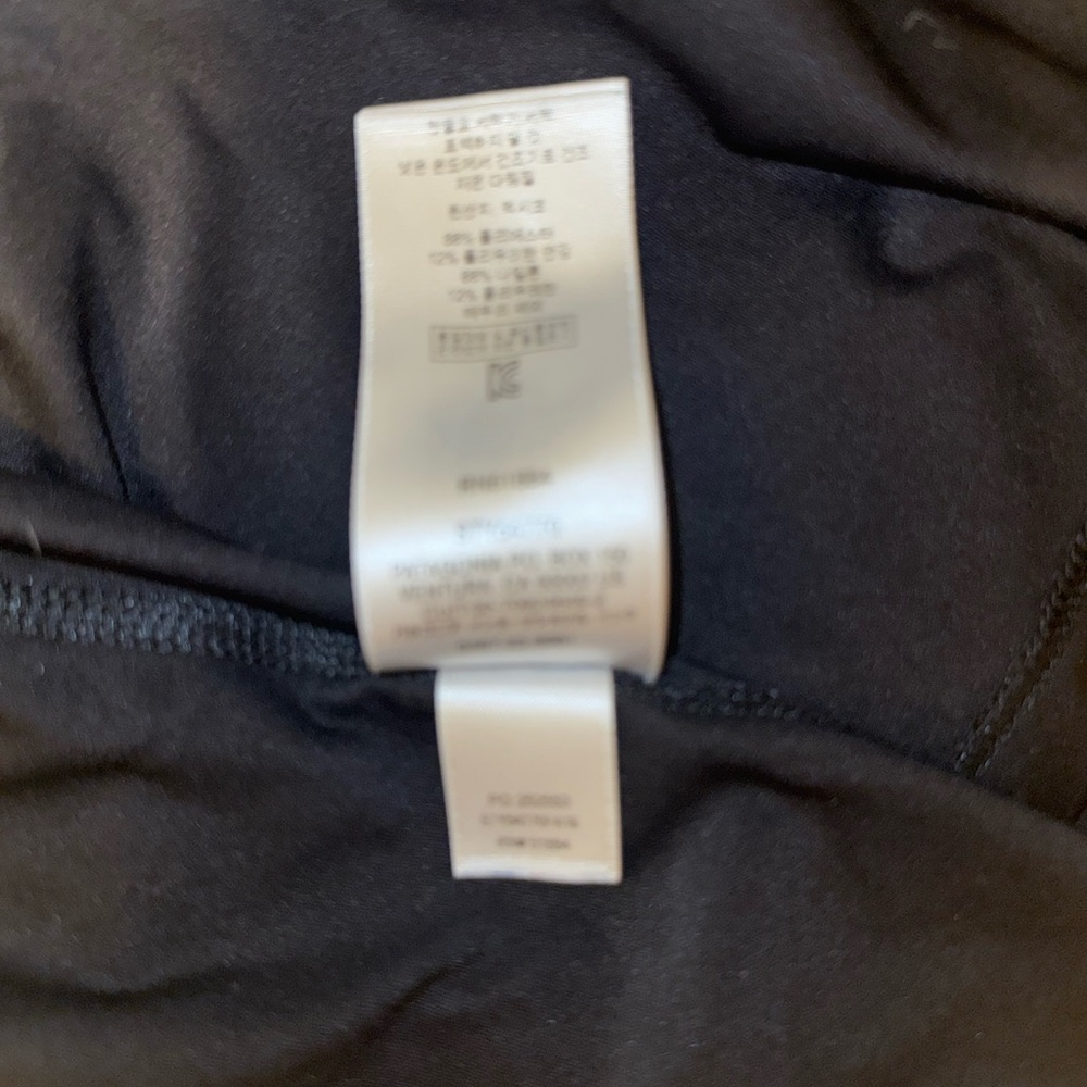 Patagonia Black tank - Picture 2 of 8